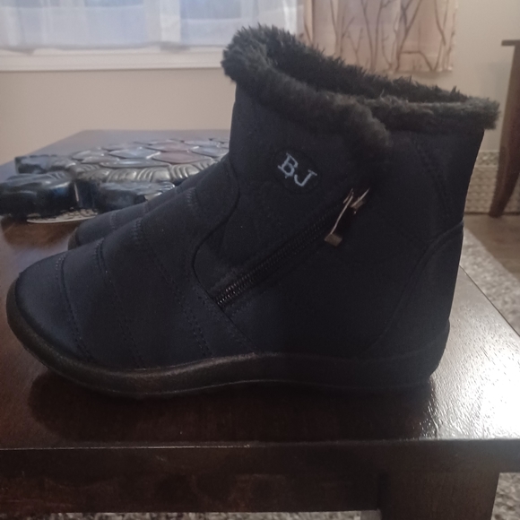 Boots - Picture 2 of 2